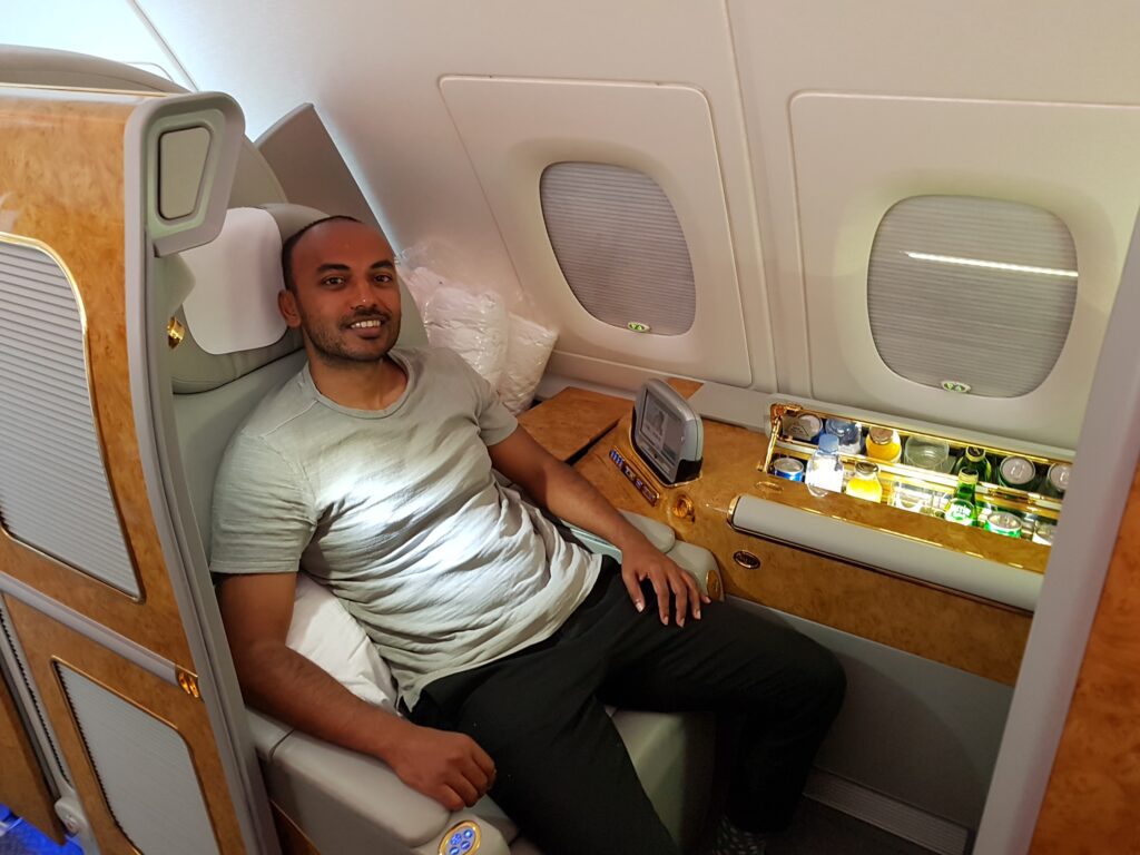 Incredible Emirates First Class Dubai To Singapore - Wander Up Front