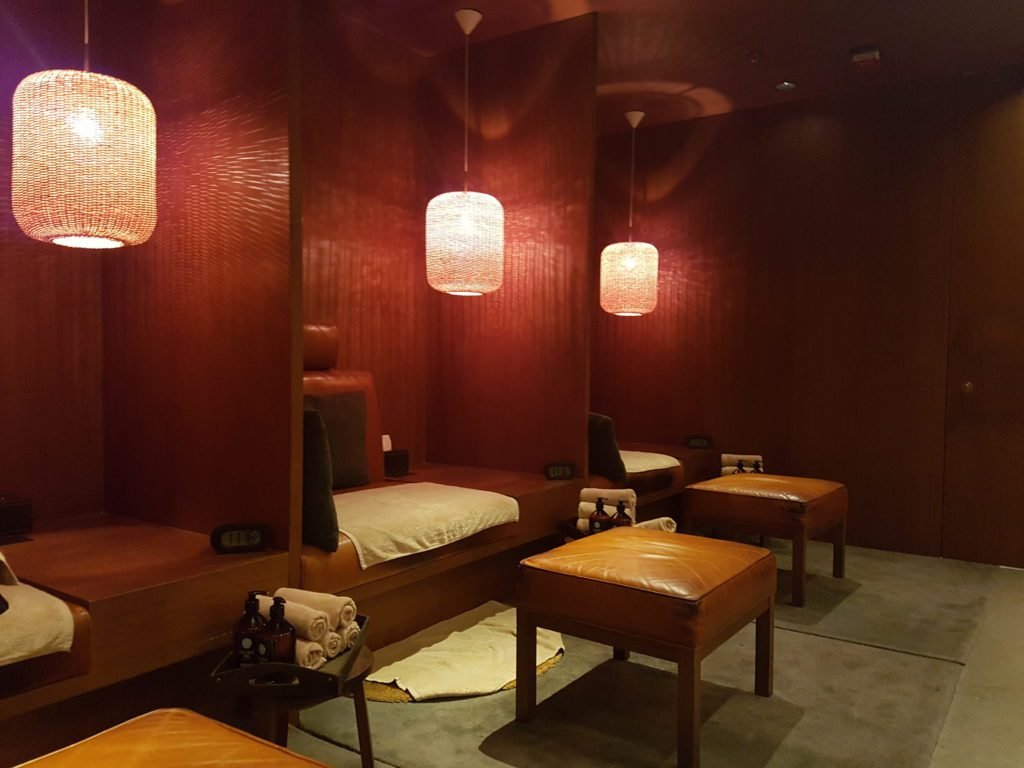 Pier First Class Massage room