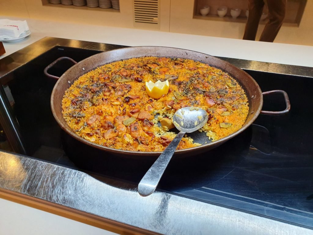 Iberia Premium Lounge T4S evening food paella