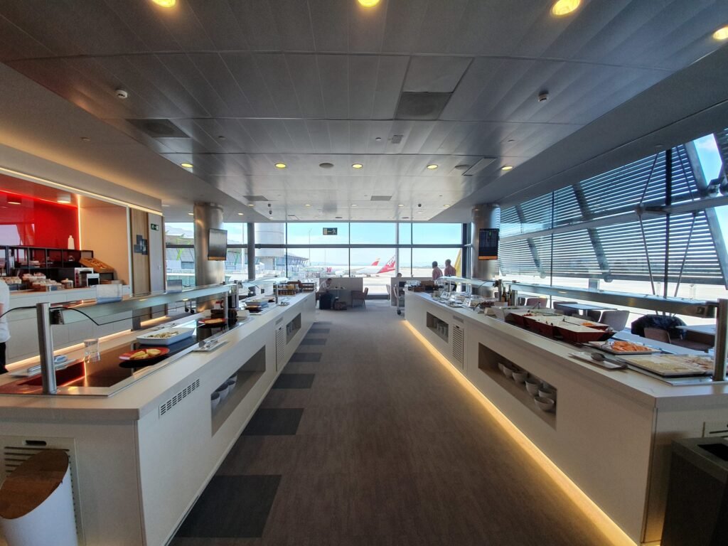 Iberia Premium Lounge T4S self help buffet