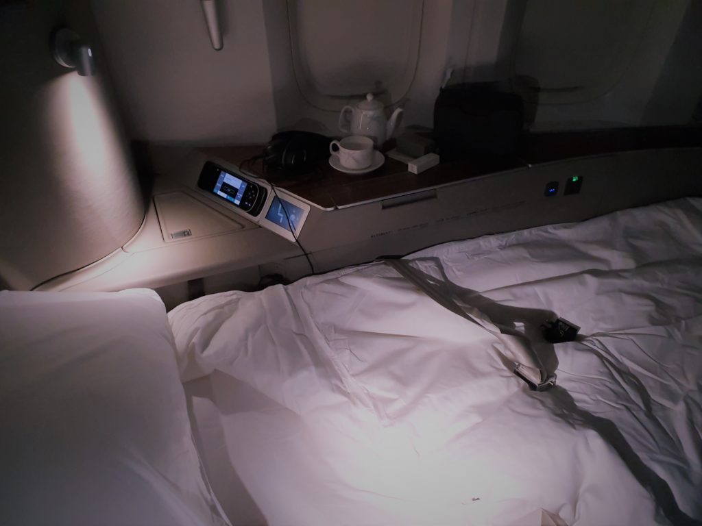 CX First Class Bed