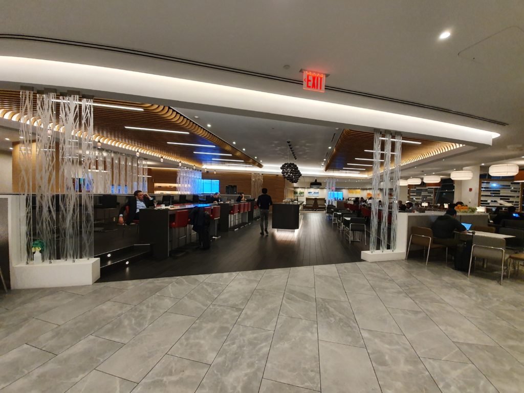 AA Flagship Lounge JFK Near Closing time 1