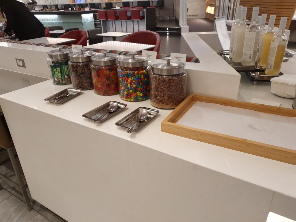 AA Flagship Lounge Treats 1