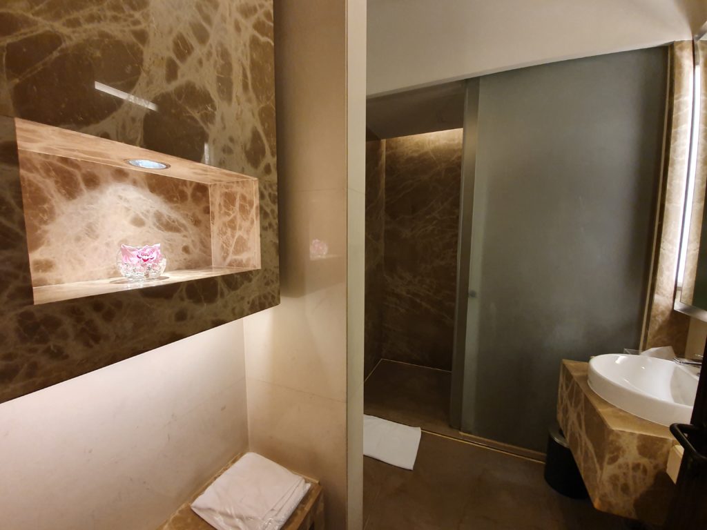 Private Room Shower Room