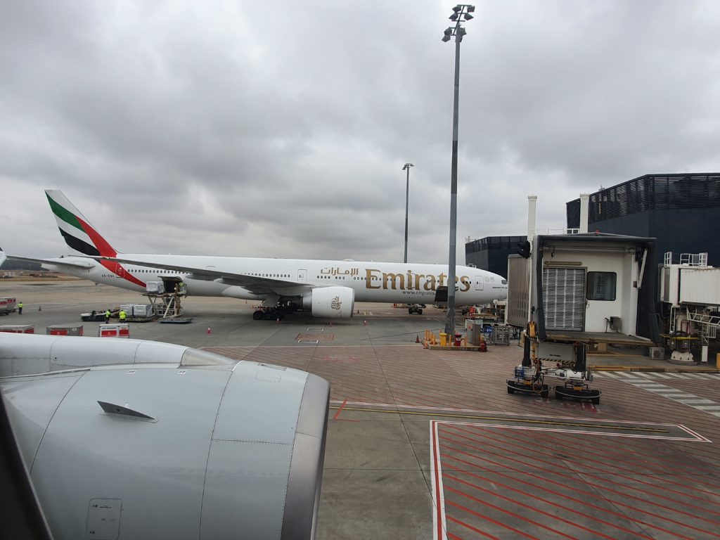 Emirates 777 from Singapore A350 at MEL