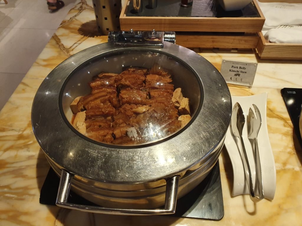 SilverKris Lounge Changi T3 Buffet Pork