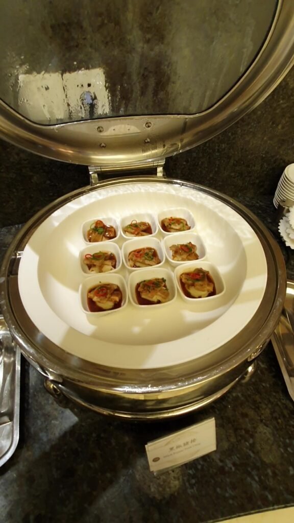 Air China F Lounge PVG Bites 10