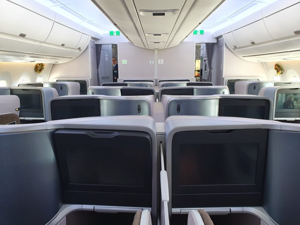 Singapore A350 Region Business Class Cabin