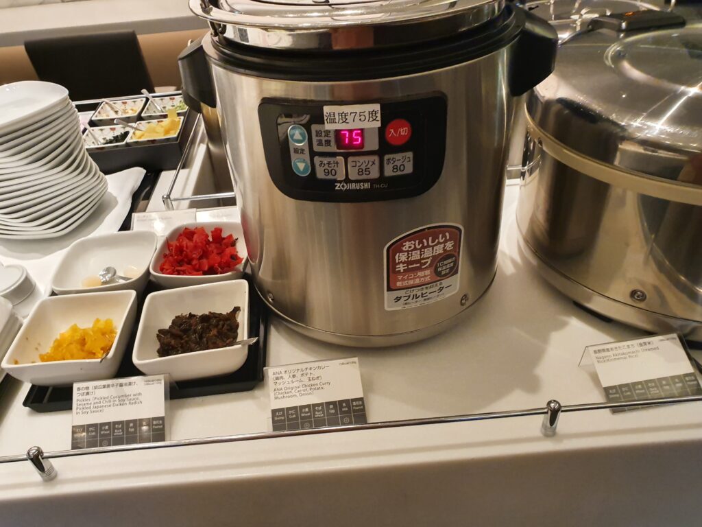 ANA SUITE Lounge Buffet Hot Soups