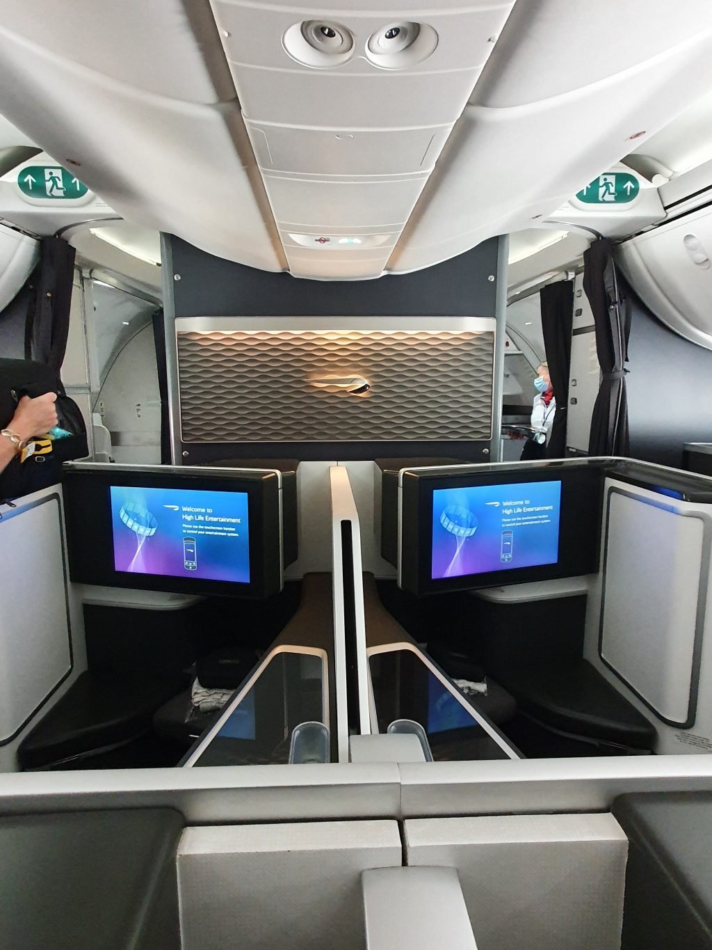 14 Hours In First: British Airways First Class Santiago Chile To LHR ...