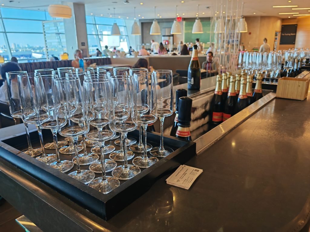 Greenwich Lounge Champagne