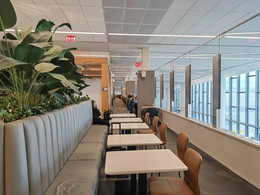 Admirals Club LaGuardia Dining Area