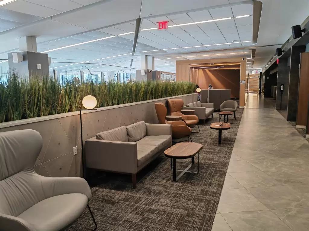 Admirals Club LaGuardia Sofa Seatings