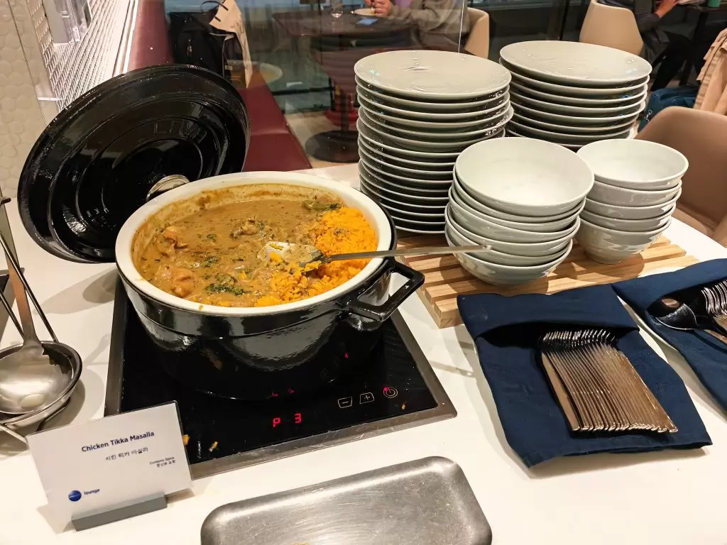 oneWorld Lounge ICN Chicken Tikka Masala