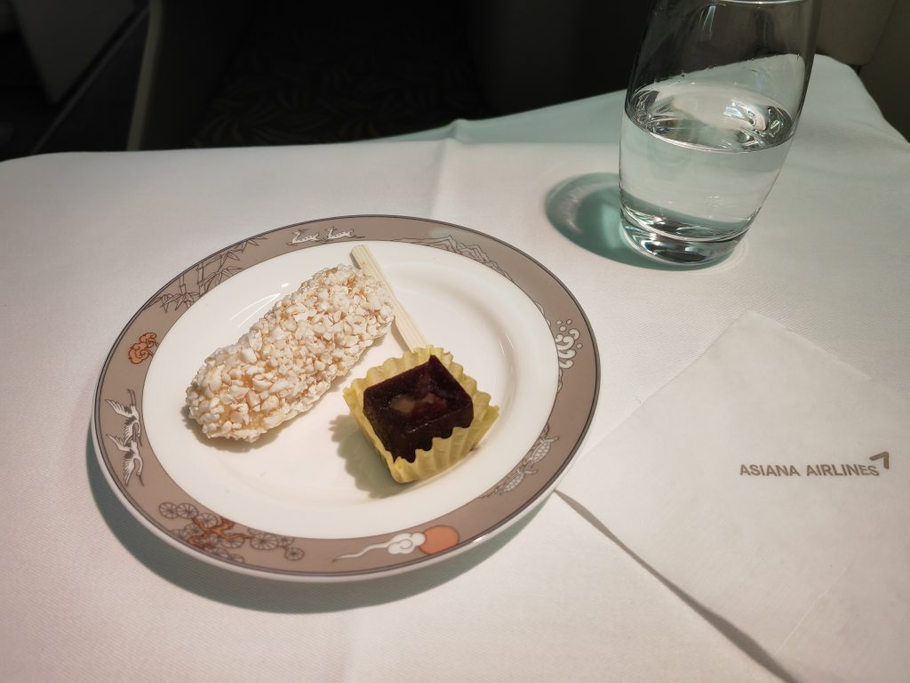 Asiana Business Class Istanbul To Seoul. Dessert