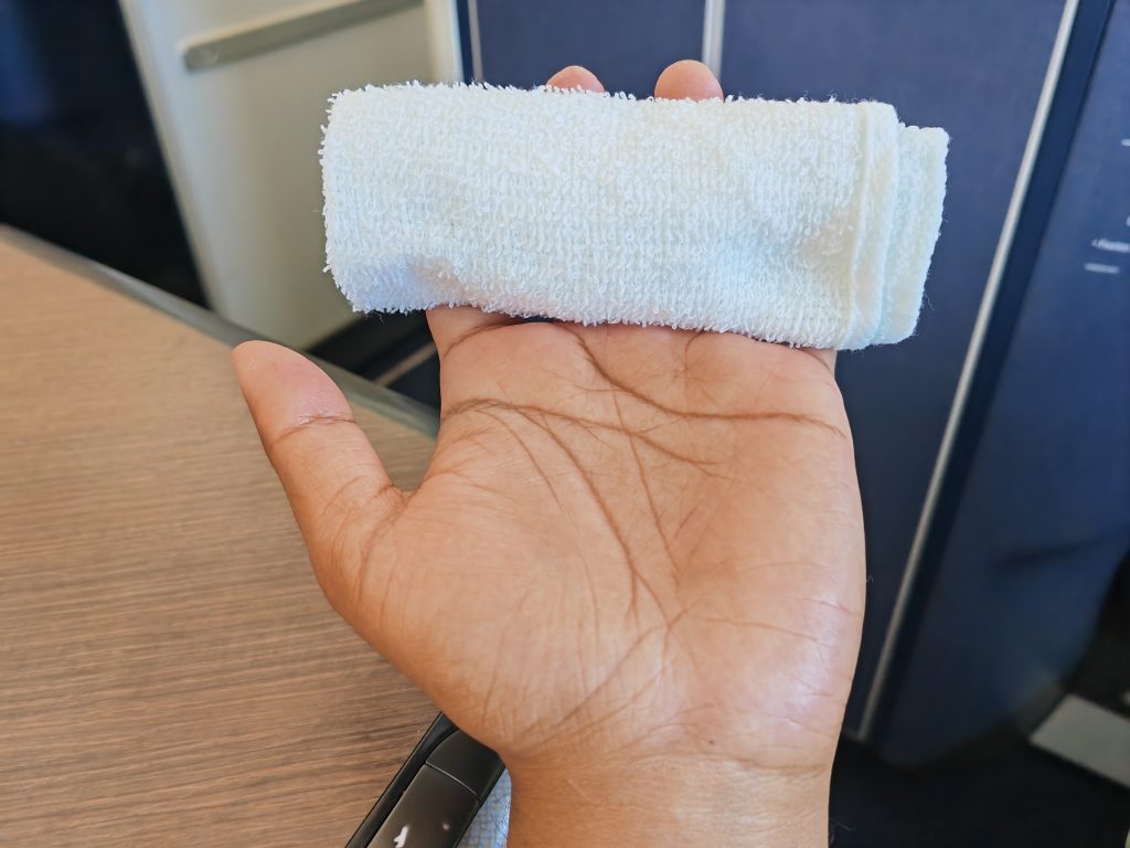 Turkish Airlines A350 Business Class Hot towel