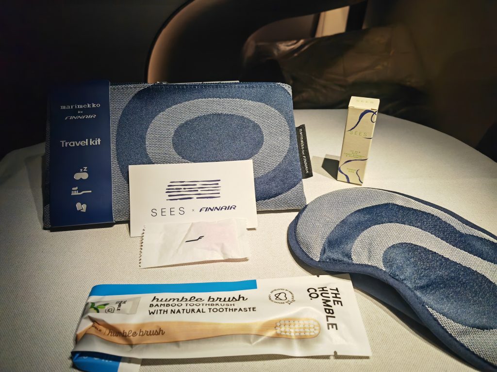 Finnair A350 Air Lounge Seoul To HEL Amenities (2)