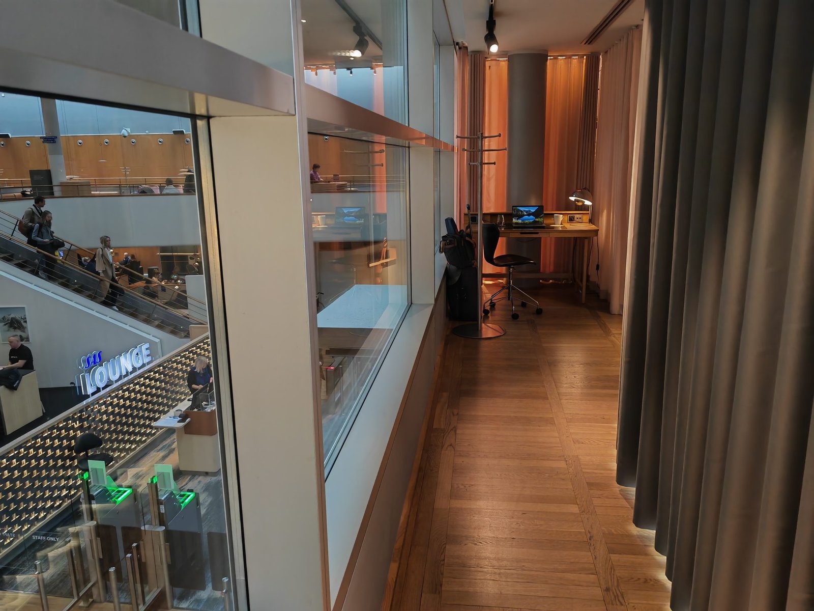 sas-lounge-copenhagen-cph-review-terminal-3-wander-up-front