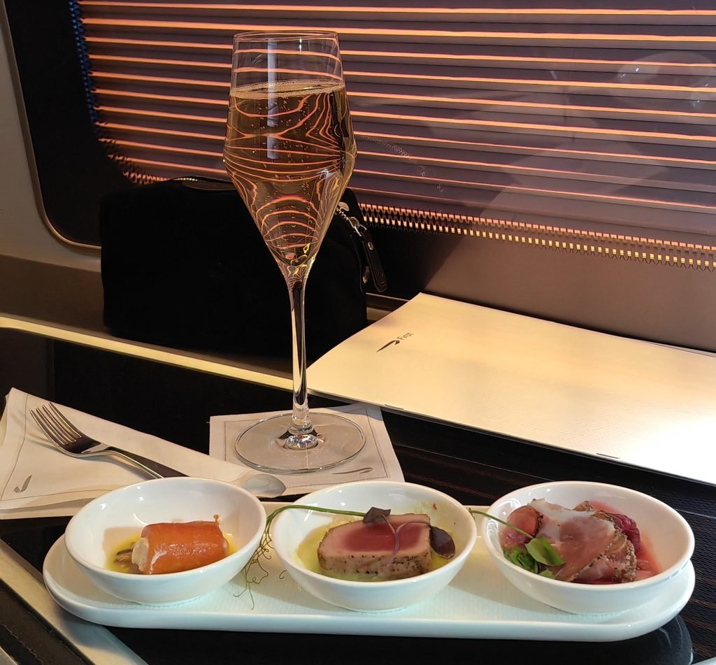 BB 777 Suites First Class LAX to LHR Canapes & Champagne