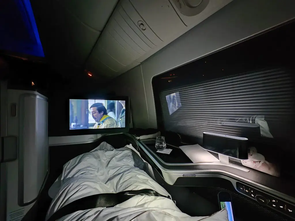 British Airways 777 Suites First Class Bed British Airways 777 Suites First Class Bed