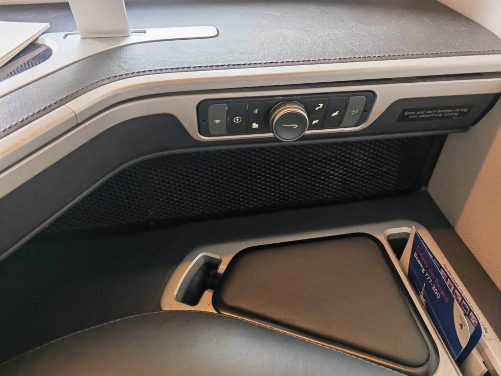 British Airways 777 Suites First Seat Controls