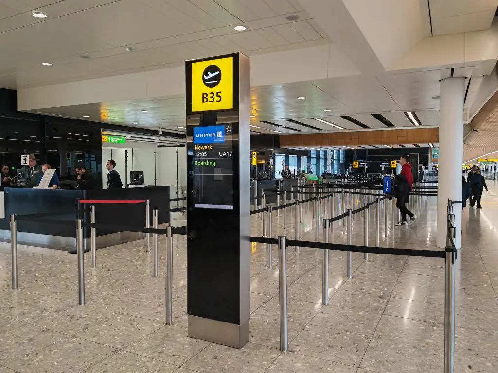 United Boarding At Heathrow United Boarding At Heathrow