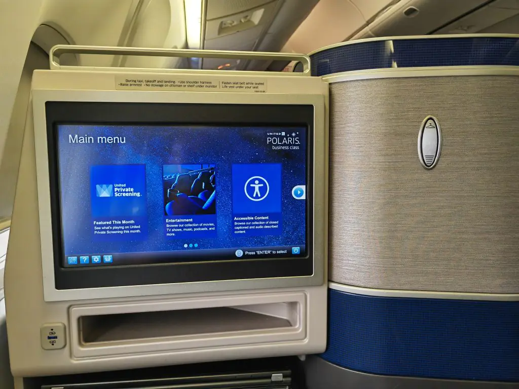 United Polaris Business 767 IFE Screen United Polaris Business 767 IFE Screen