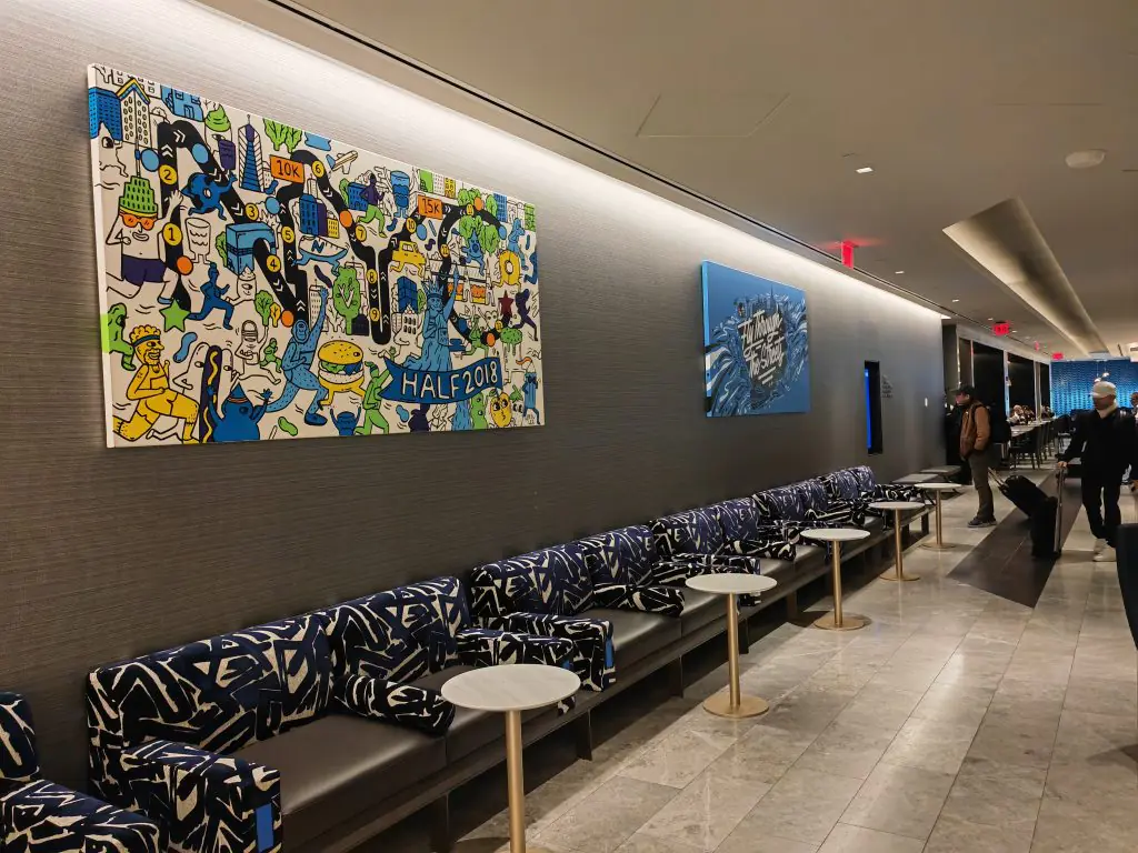 United Polaris Lounge Newark Artwork United Polaris Lounge Newark Artwork