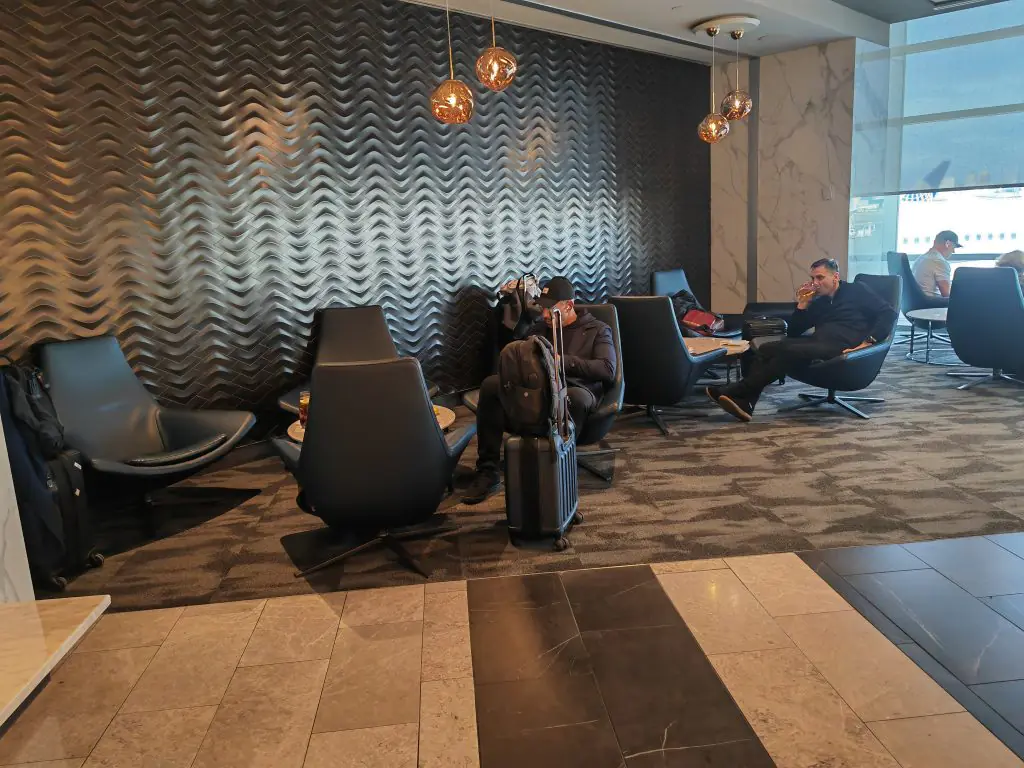 United Polaris Lounge Newark Seating Areas United Polaris Lounge Newark Seating Areas