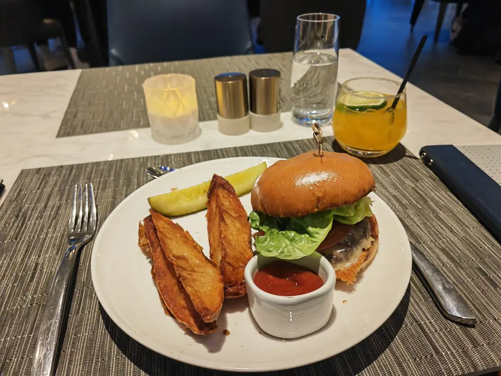 United Polaris Newark Burger United Polaris Newark Burger