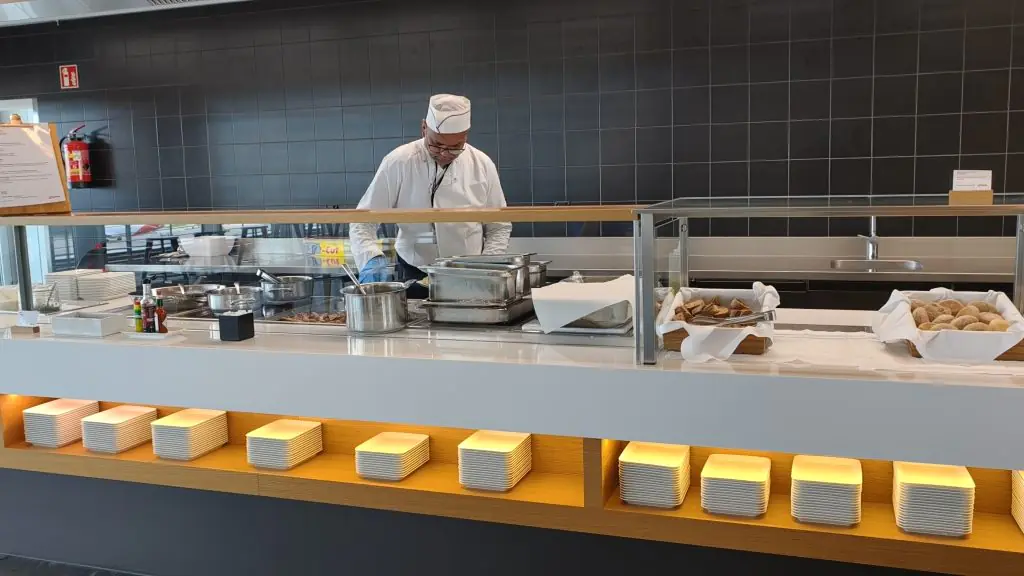 Swiss Senator Lounge Zurich Live Cooking Station Swiss Senator Lounge Zurich Live Cooking Station