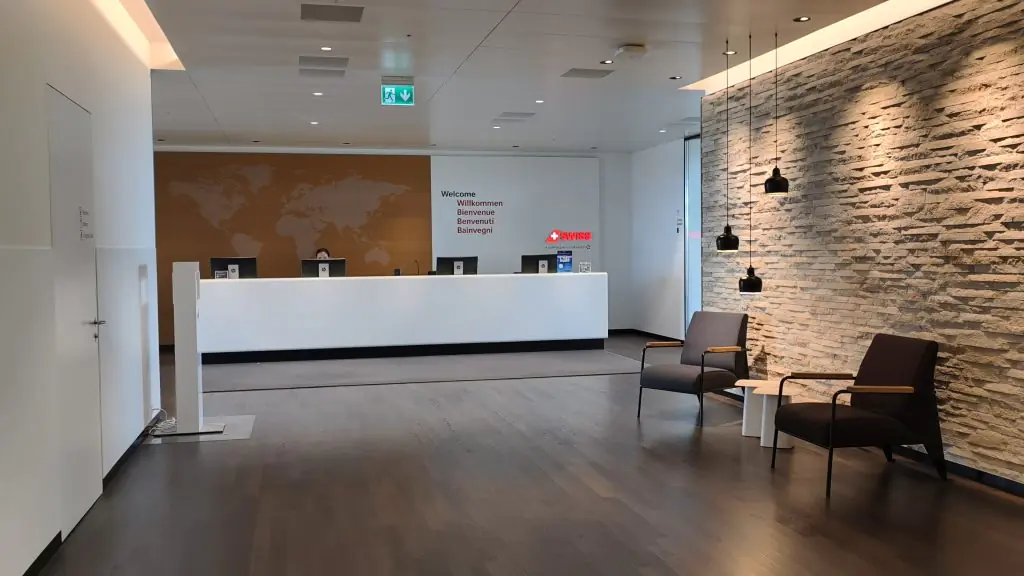 Swiss Senator Lounge Zurich Reception Swiss Senator Lounge Zurich Reception
