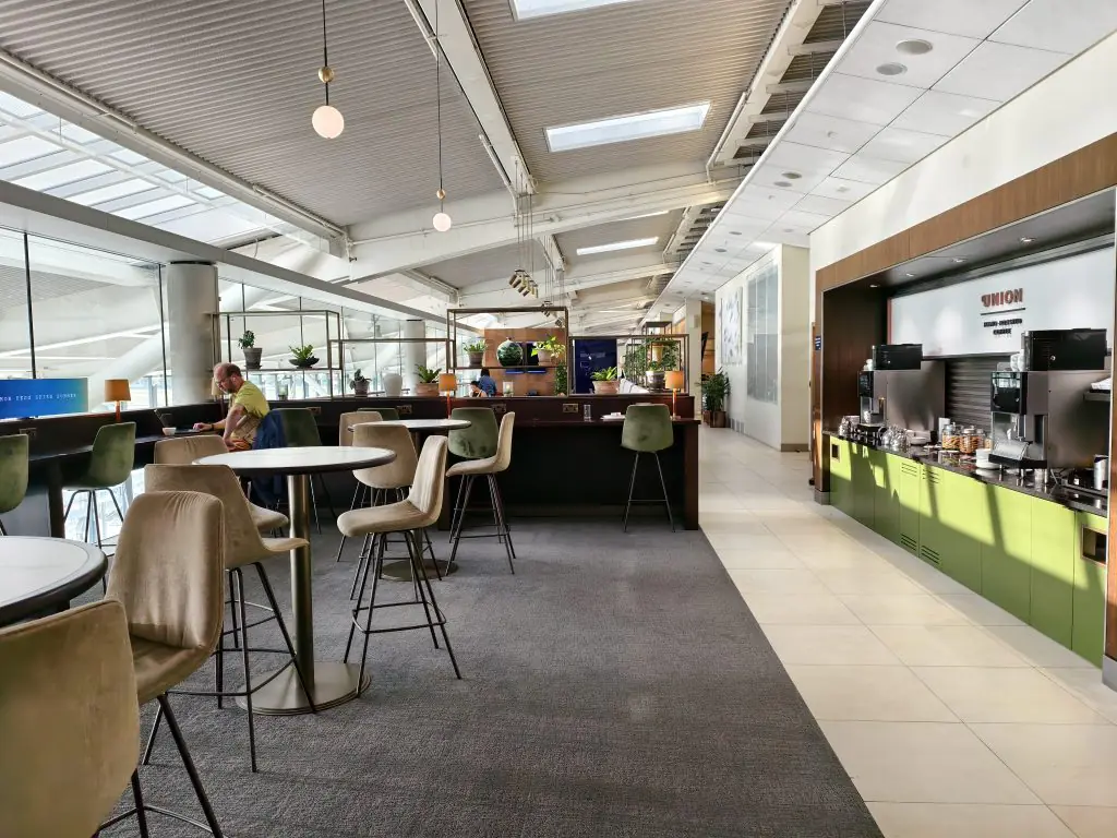 British Airways Club Lounge Heathrow T5B Back seating British Airways Club Lounge Heathrow T5B Back seating