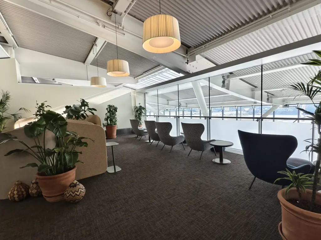 British Airways Club Lounge Heathrow T5B Seating British Airways Club Lounge Heathrow T5B Seating