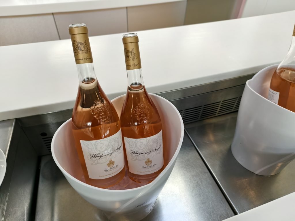 Club Lounge Heathrow T5B Wispering Angel