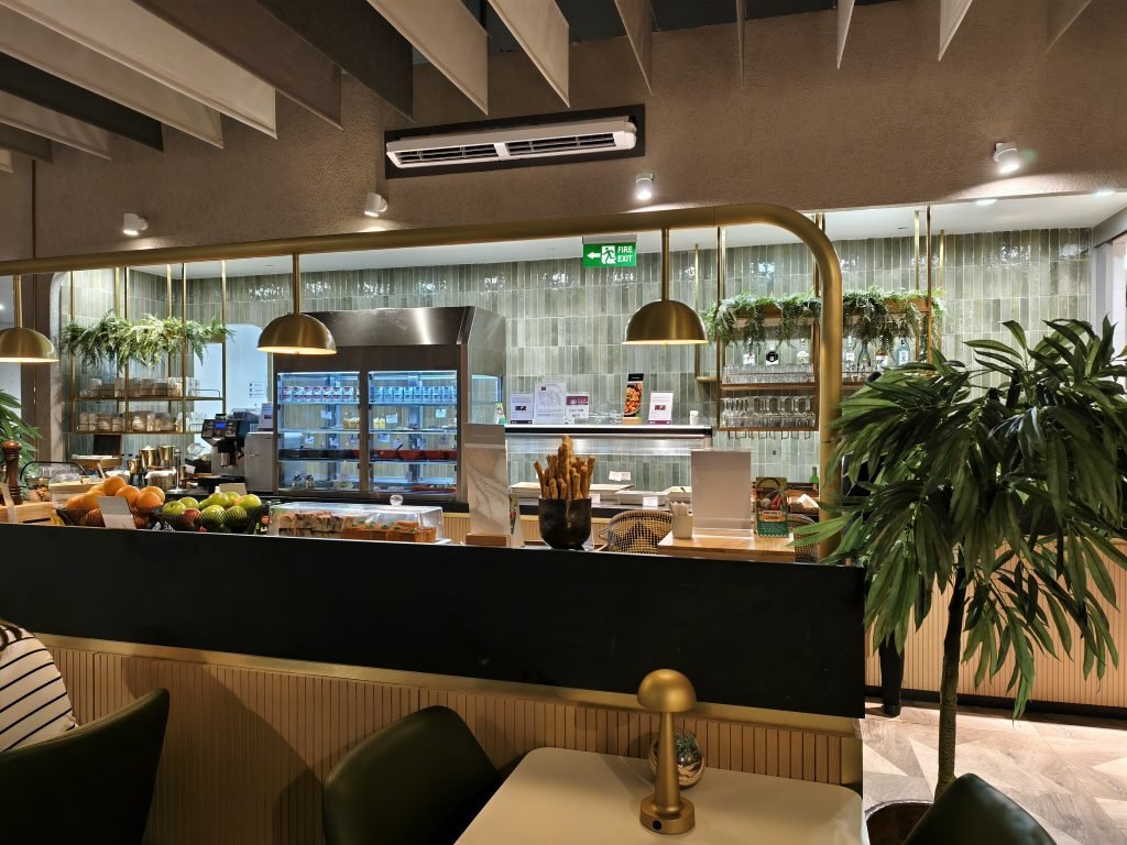 Plaza Premium Nairobi Buffet Area