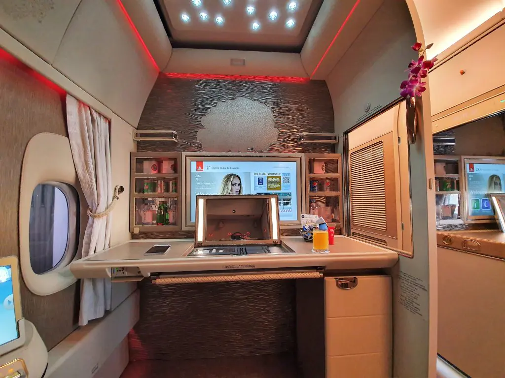 Emirates Game Changer First Class Review (777-300ER) 1 Emirates GameChanger First Suite 2F