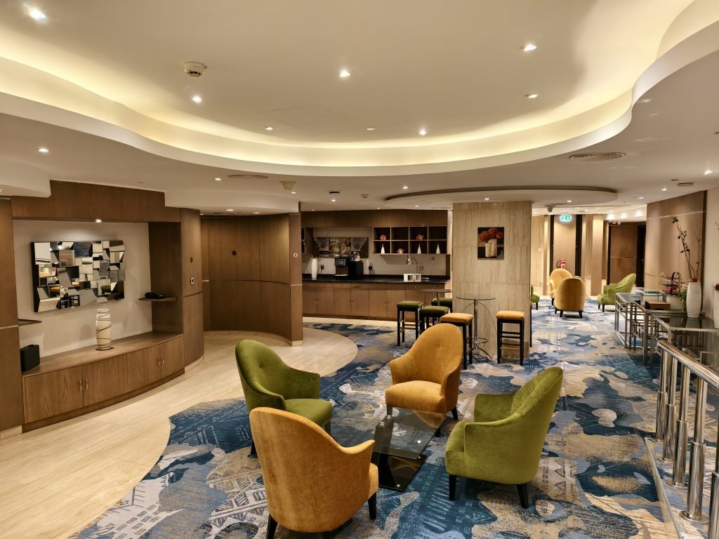 Copthorne Hotel Dubai Level 2 Common Area