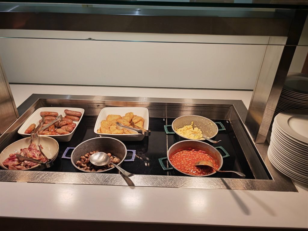 BA Arrival Lounge Heathrow Buffet English Breakfast Items