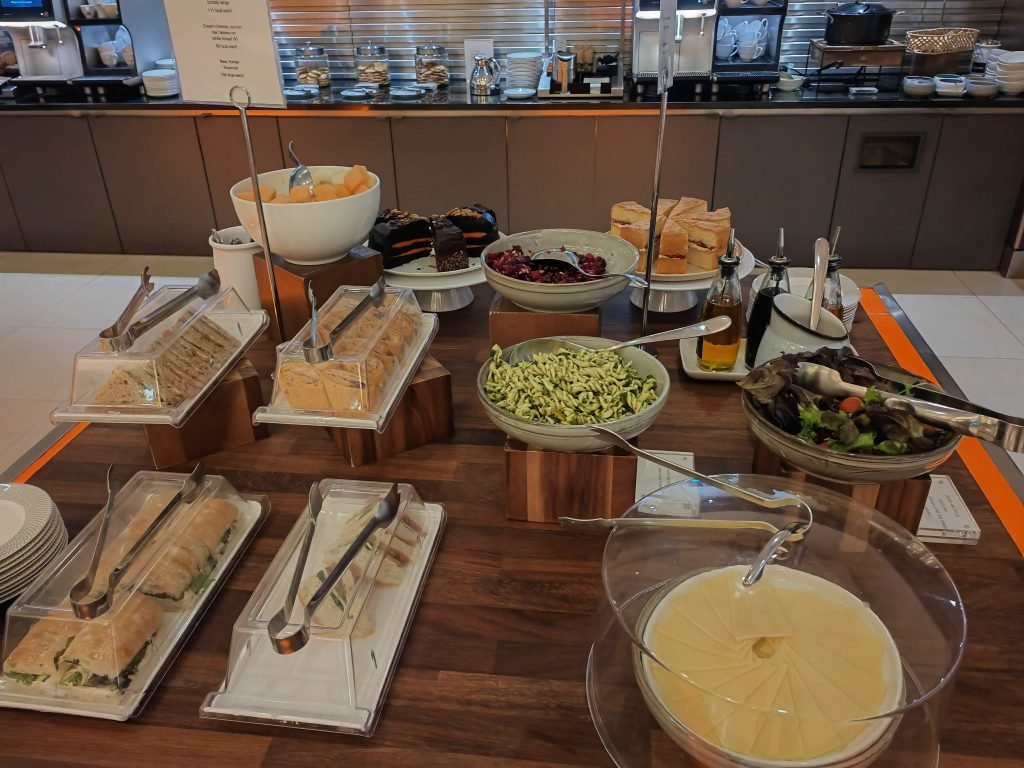 BA Arrival Lounge Heathrow Food