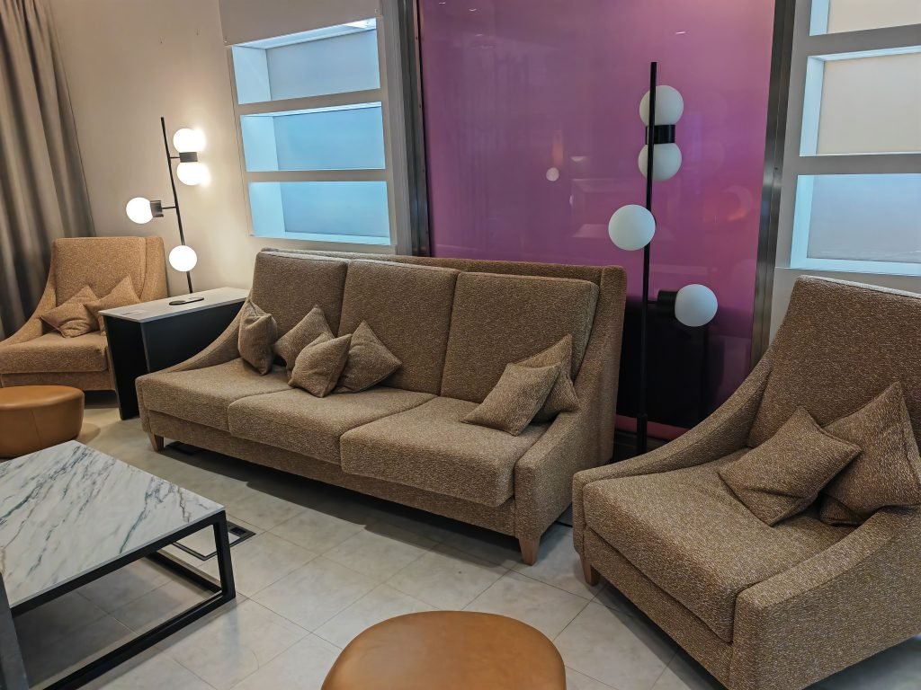 BA Arrival Lounge Heathrow Quite Room