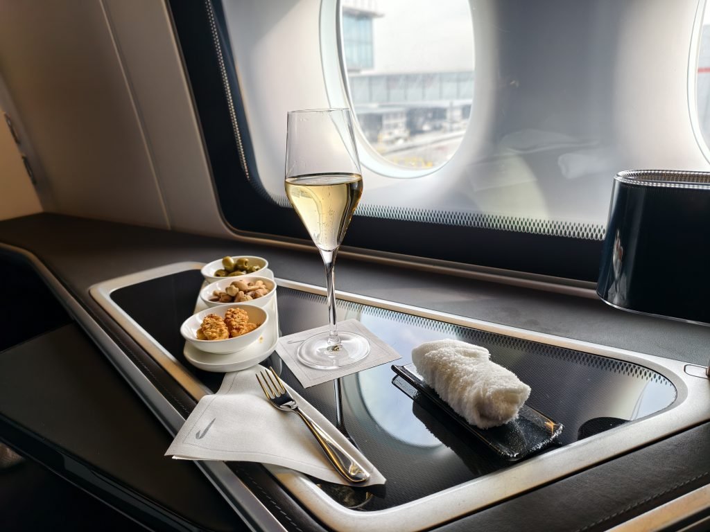 British Airways 777 First Class To New York JFK Welcome Champagne