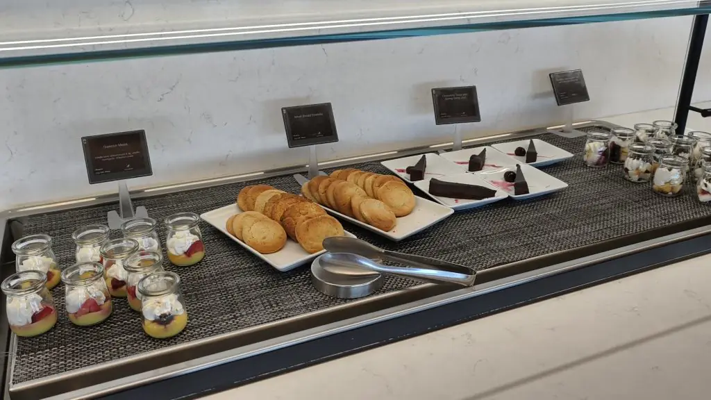 Soho Lounge JFK Cookies & Desserts