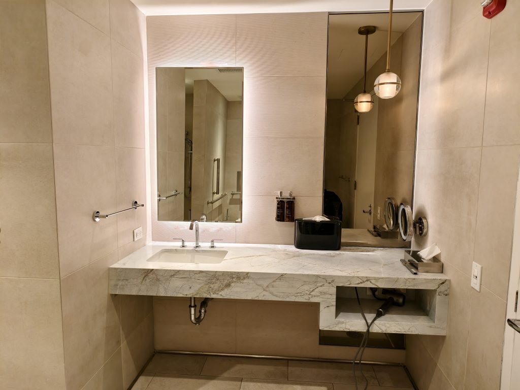 Chelsea Lounge New York Shower Suite Chelsea Lounge New York Shower Suite