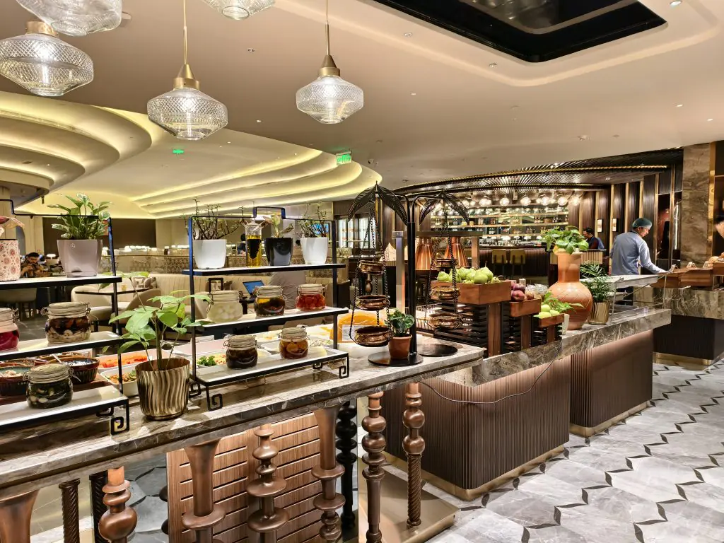 Majaraja Lounge Air India Buffet Area Majaraja Lounge Air India Buffet Area