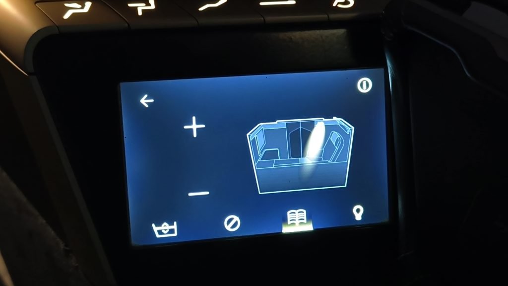 OmanAir Business Studio Suite Controls OmanAir Business Studio Suite Controls