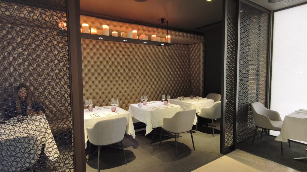 Qatar Premium Heathrow Resturant Qatar Premium Heathrow Restaurant