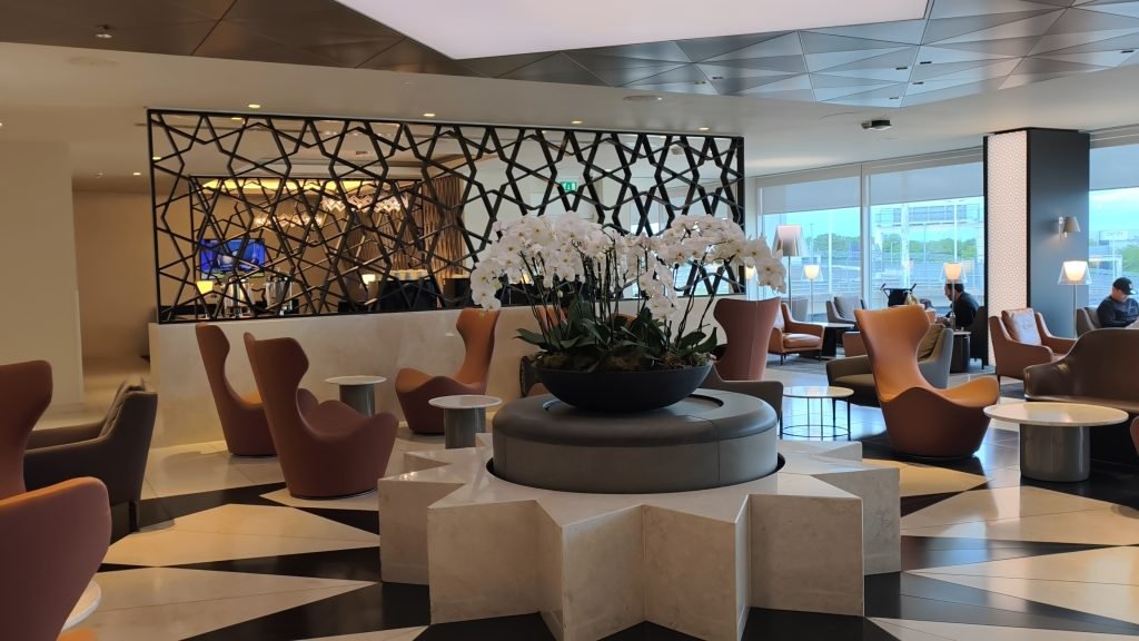 Qatar Premium Lounge Centre Space Qatar Premium Lounge Centre Space