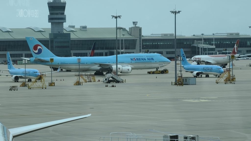 Korean 747 8 at Seoul Incheon