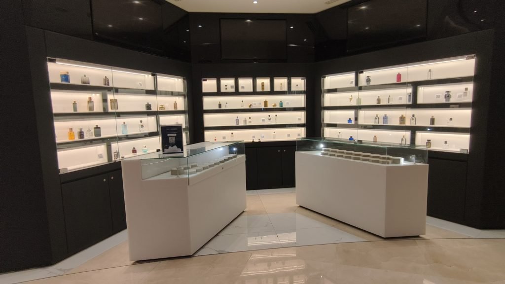 Duty Free Al Fursan Lounge Duty Free Al Fursan Lounge
